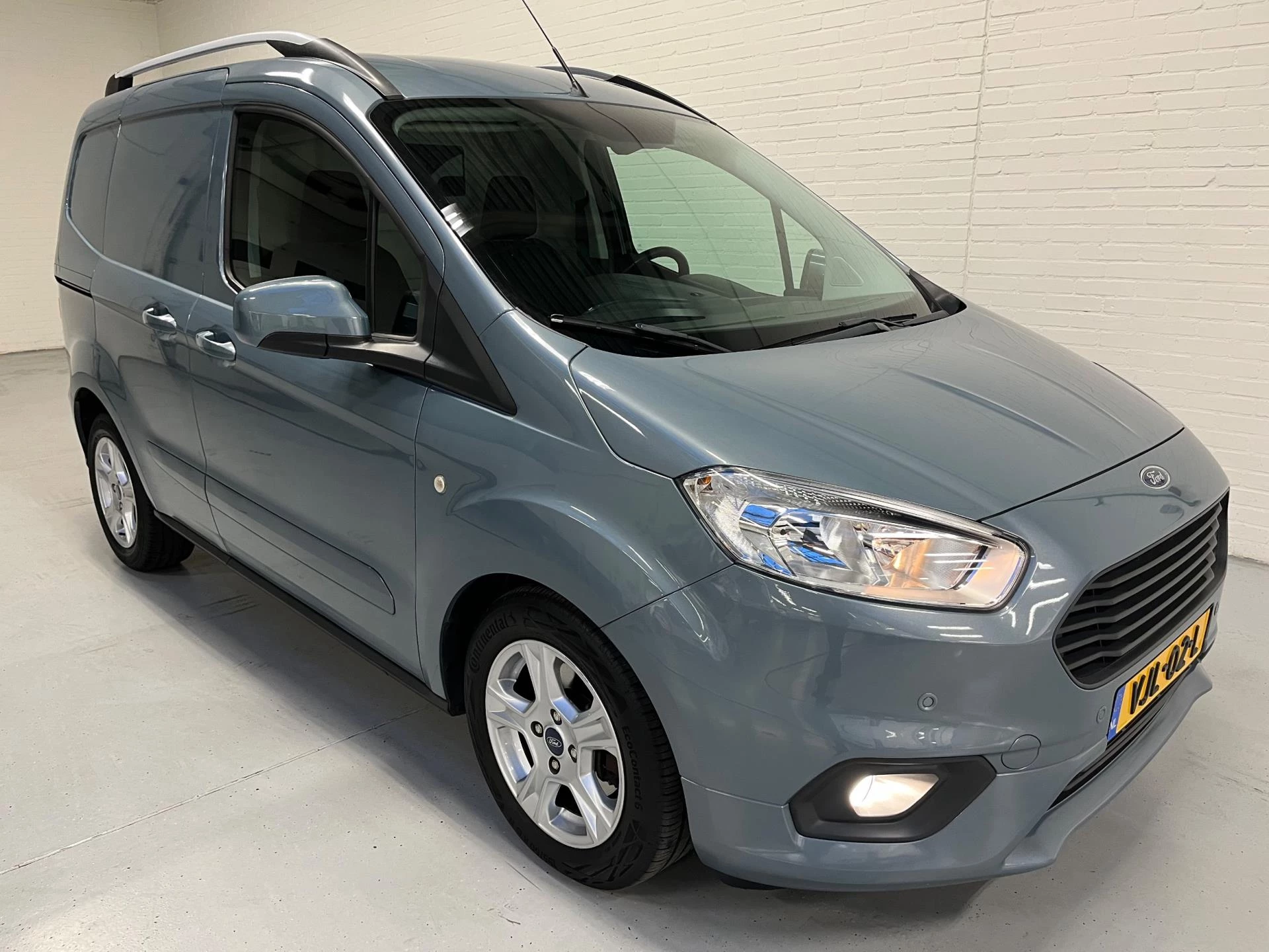 Hoofdafbeelding Ford Transit Courier