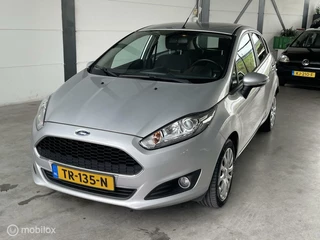 Hoofdafbeelding Ford Fiesta Ford Fiesta 1.0 EcoBoost Titanium 5 deurs airco