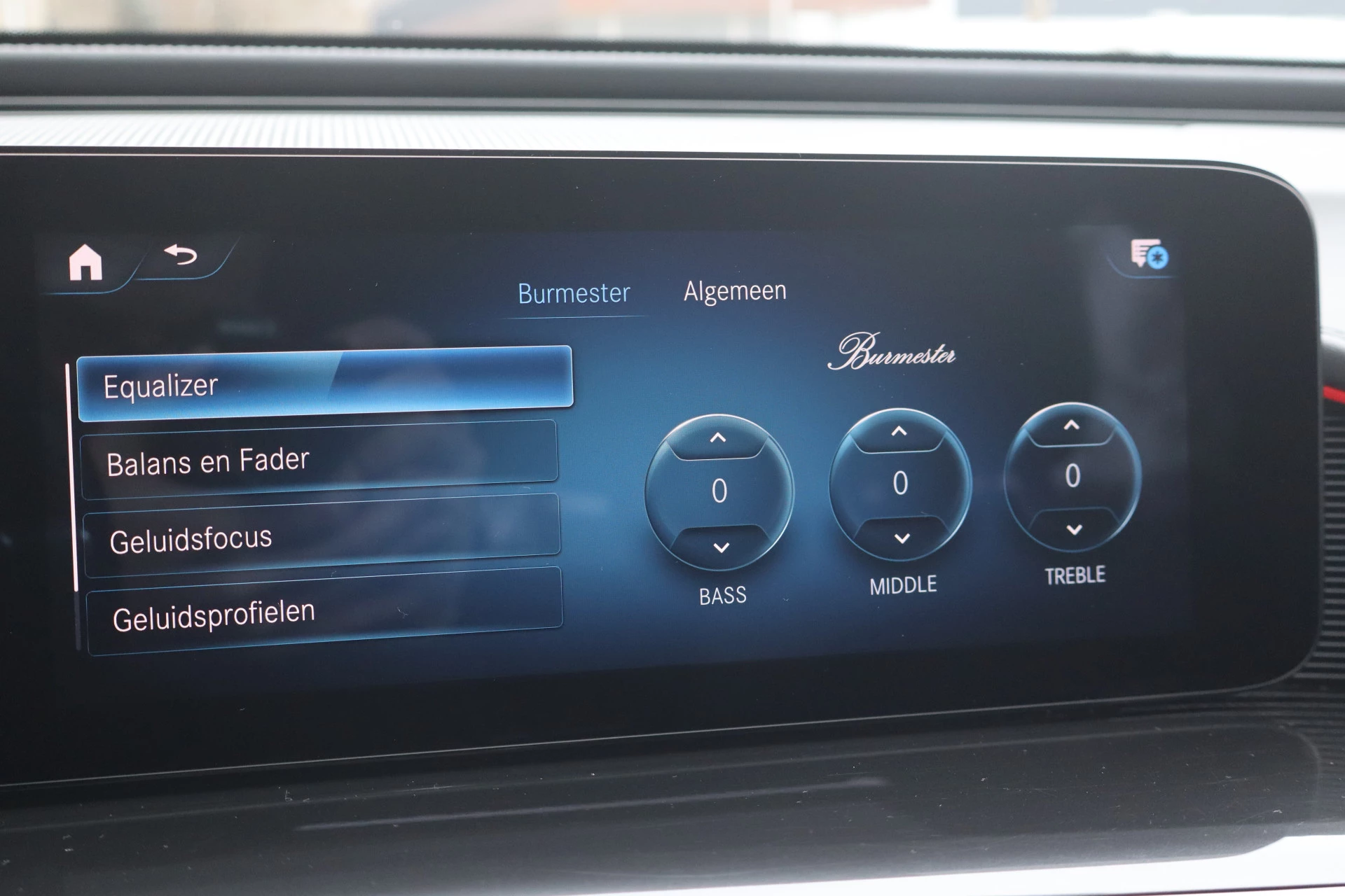 Hoofdafbeelding Mercedes-Benz EQC