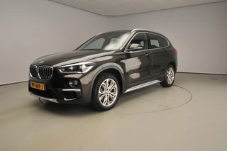 BMW X1 sDrive20i Executive Automaat | Trekhaak | Parkeersens. v+a | Elek. kofferdeksel