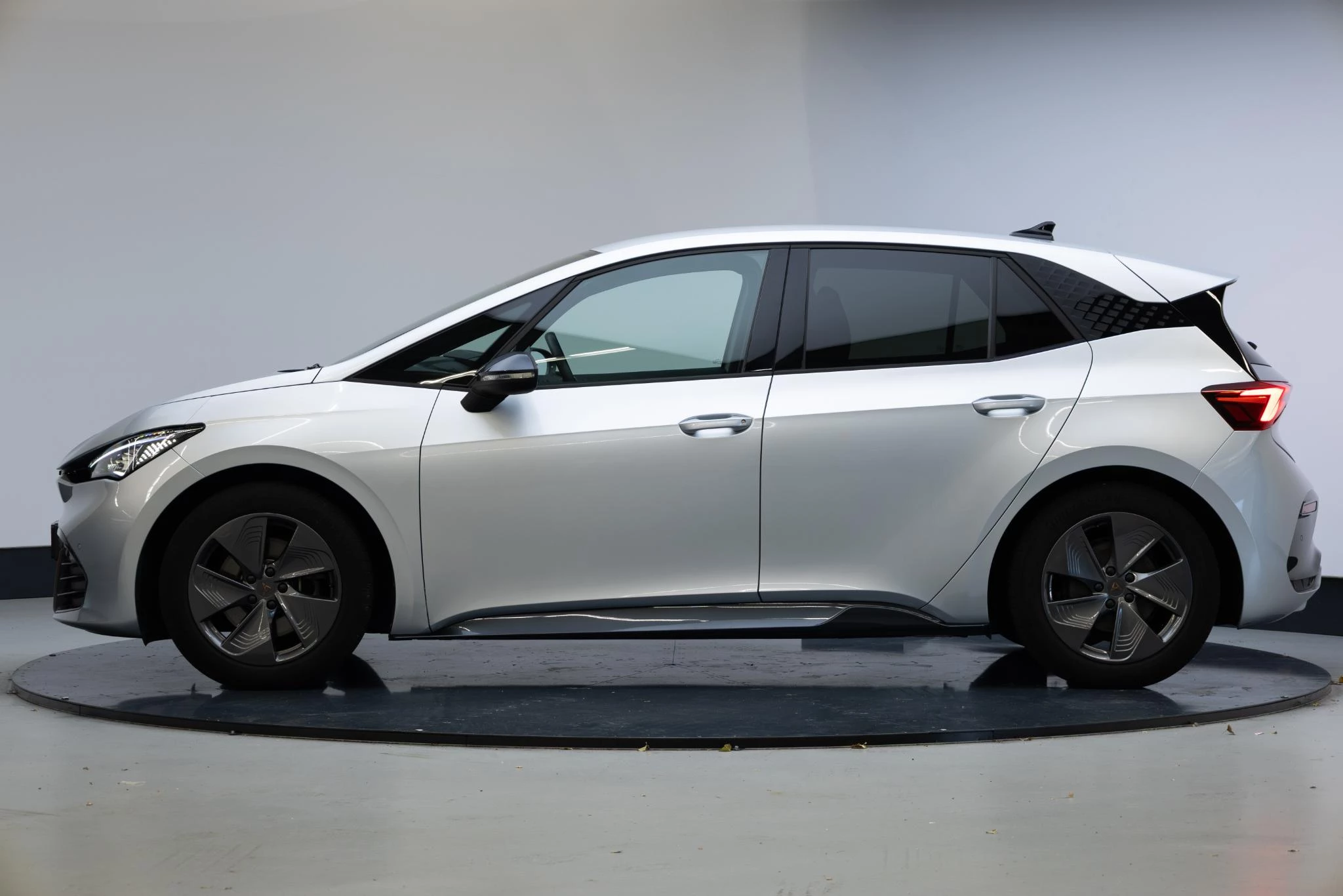 Hoofdafbeelding CUPRA Born