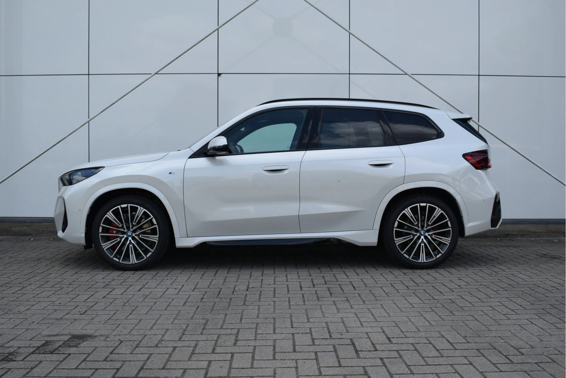 Hoofdafbeelding BMW iX1