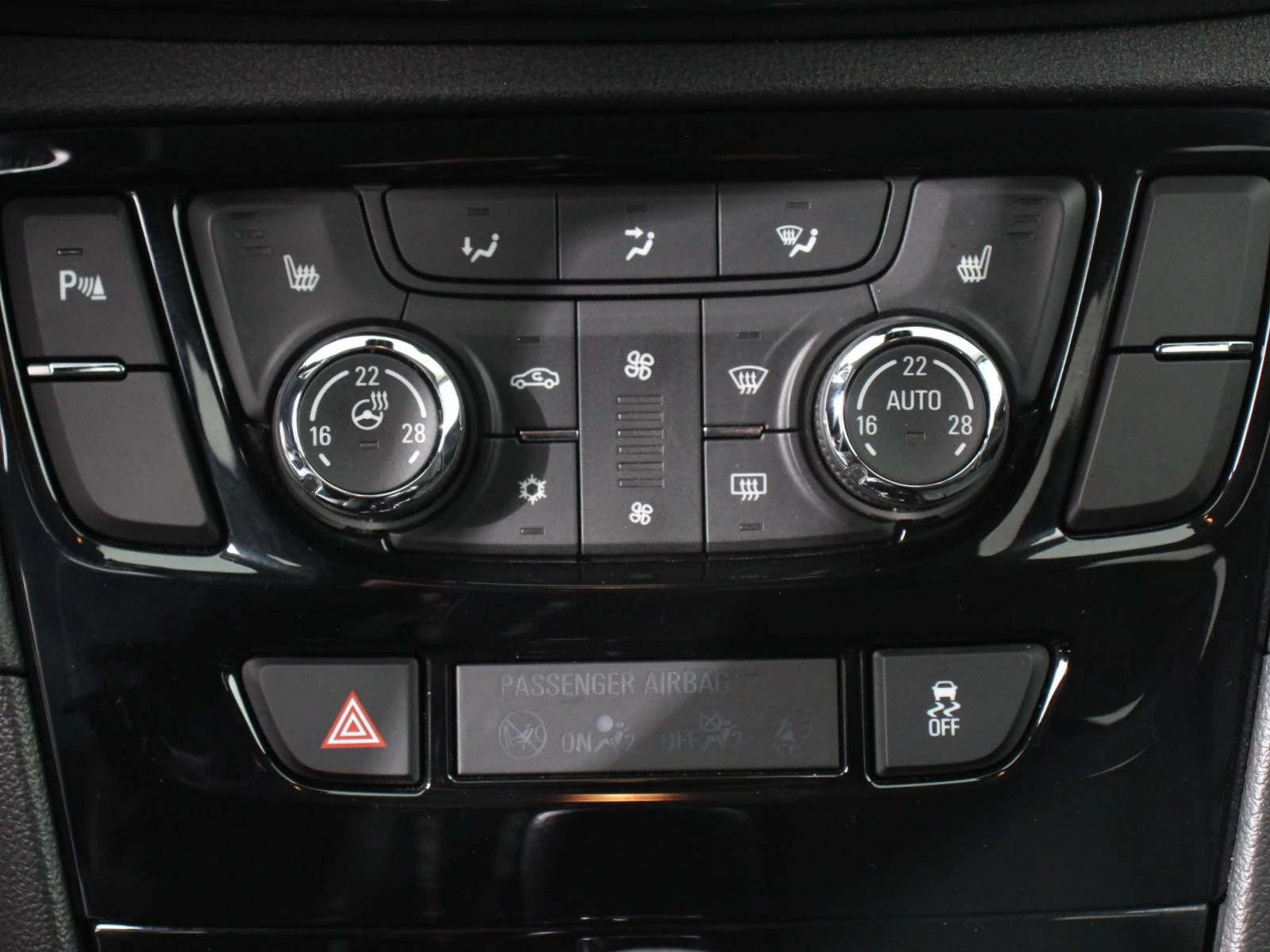 Hoofdafbeelding Opel Mokka X