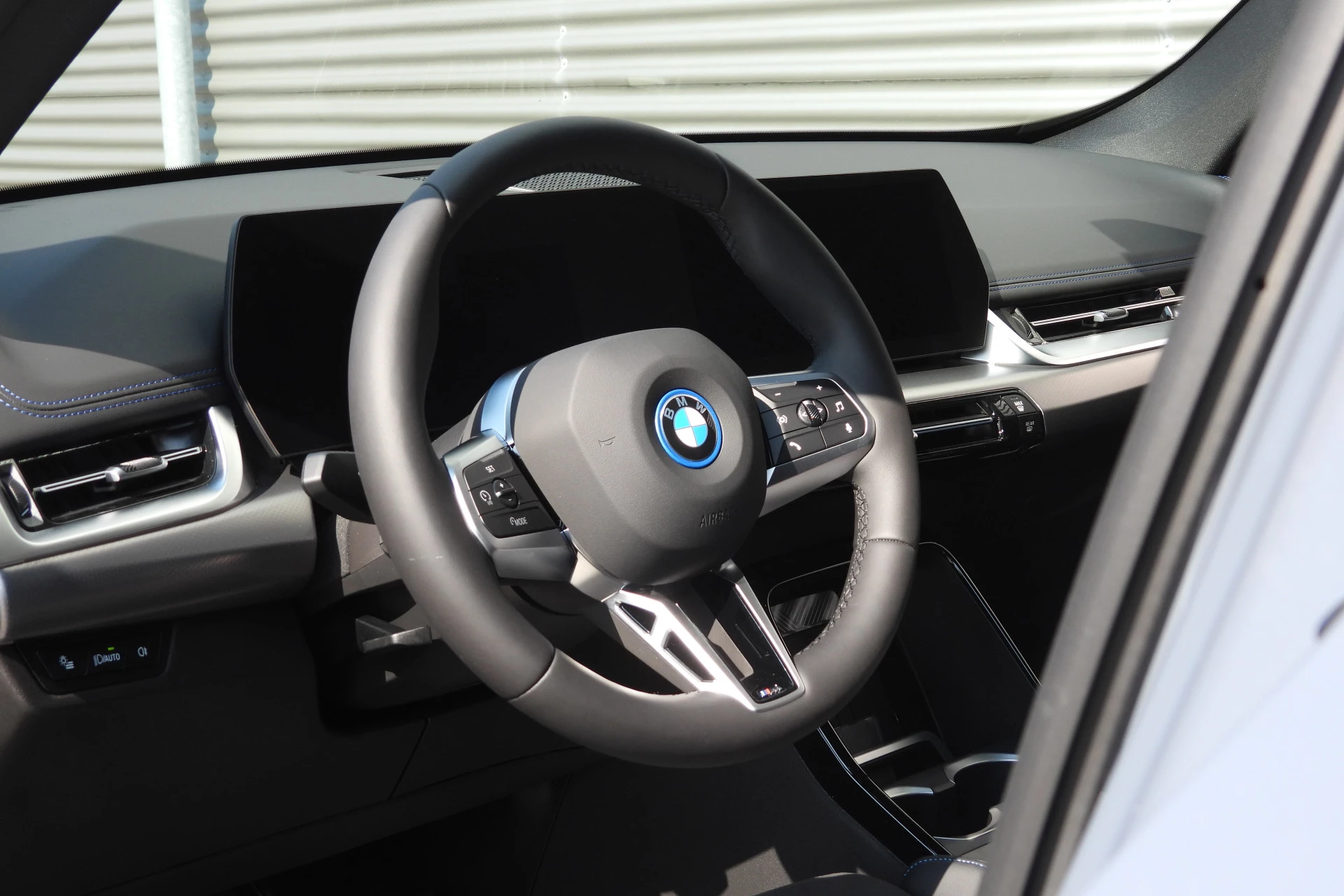 Hoofdafbeelding BMW iX1