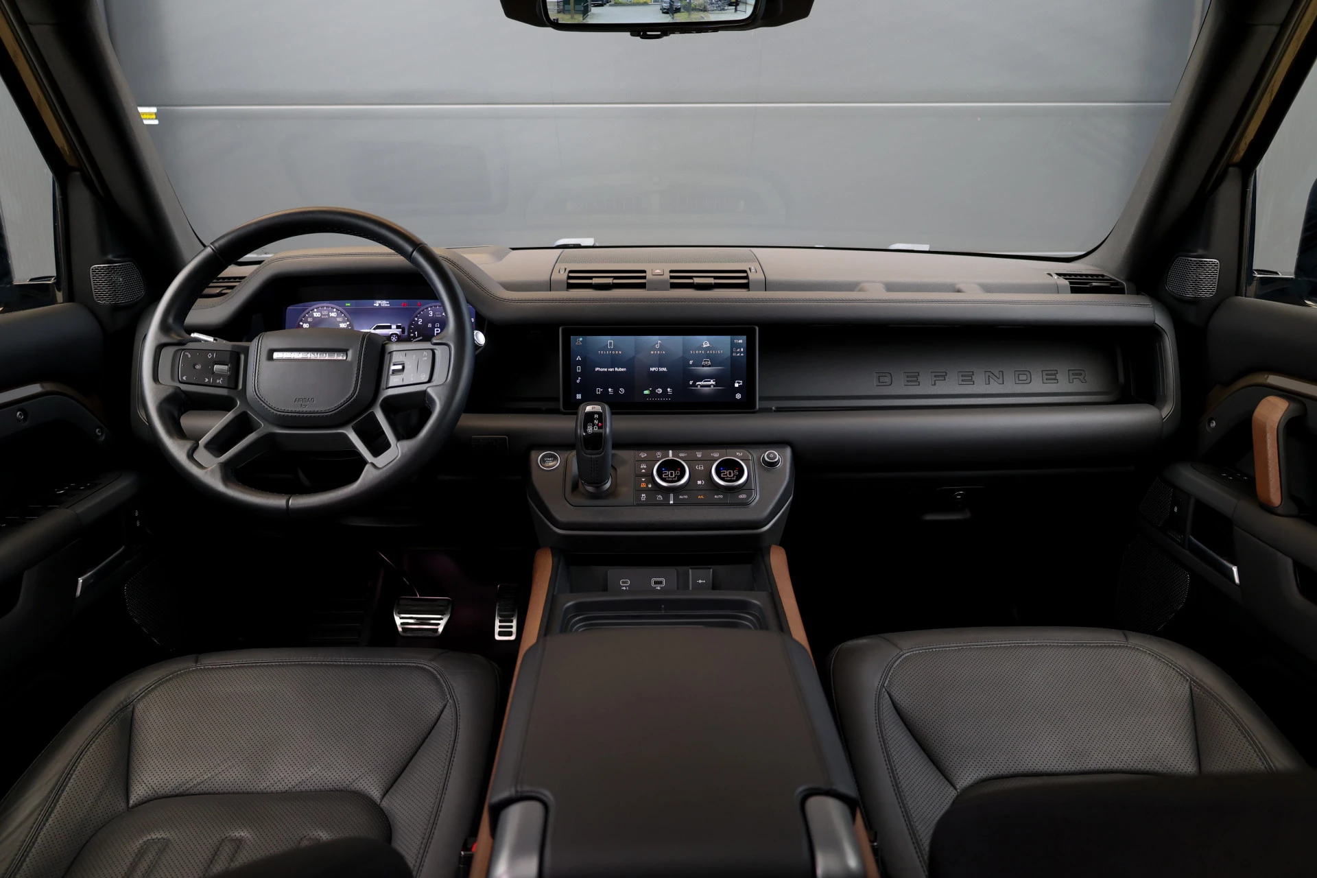 Hoofdafbeelding Land Rover Defender