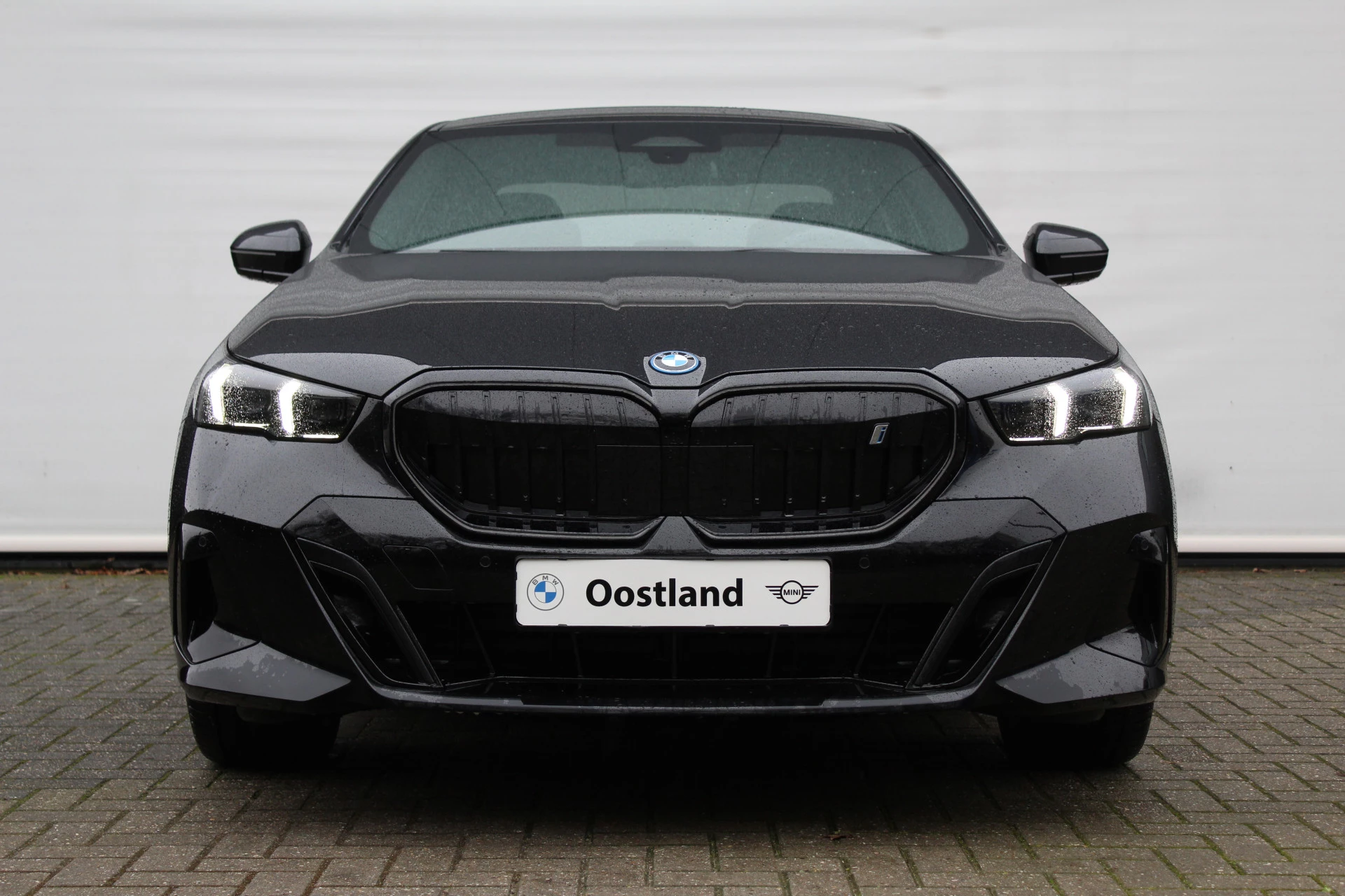 Hoofdafbeelding BMW i5