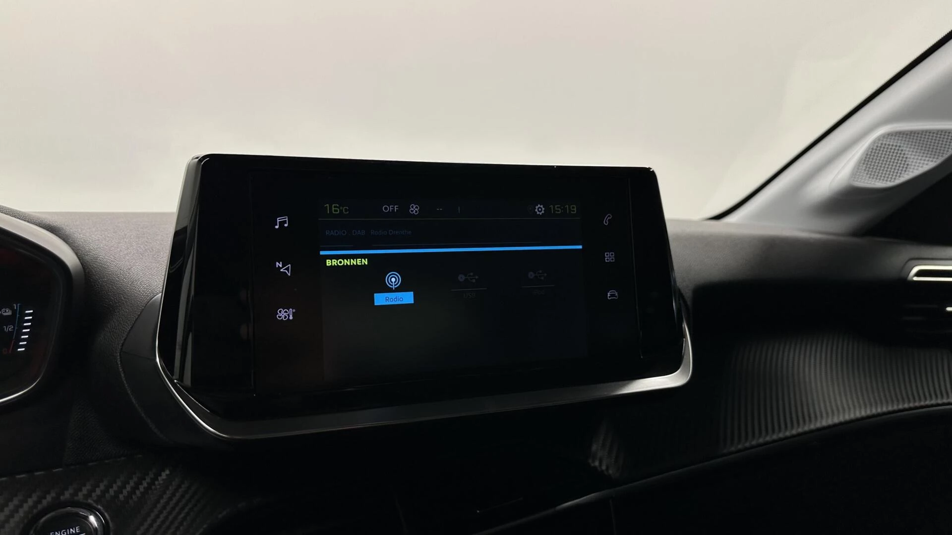 Hoofdafbeelding Peugeot e-208