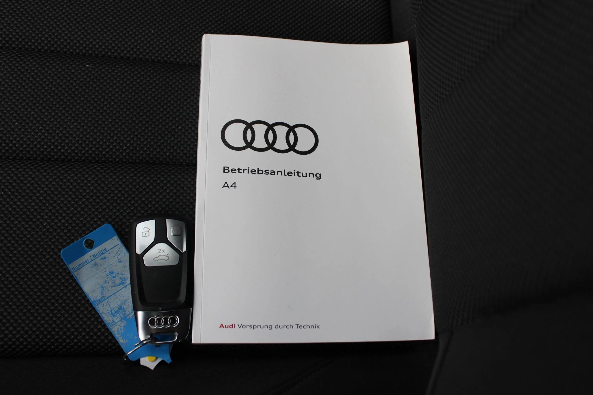 Hoofdafbeelding Audi A4