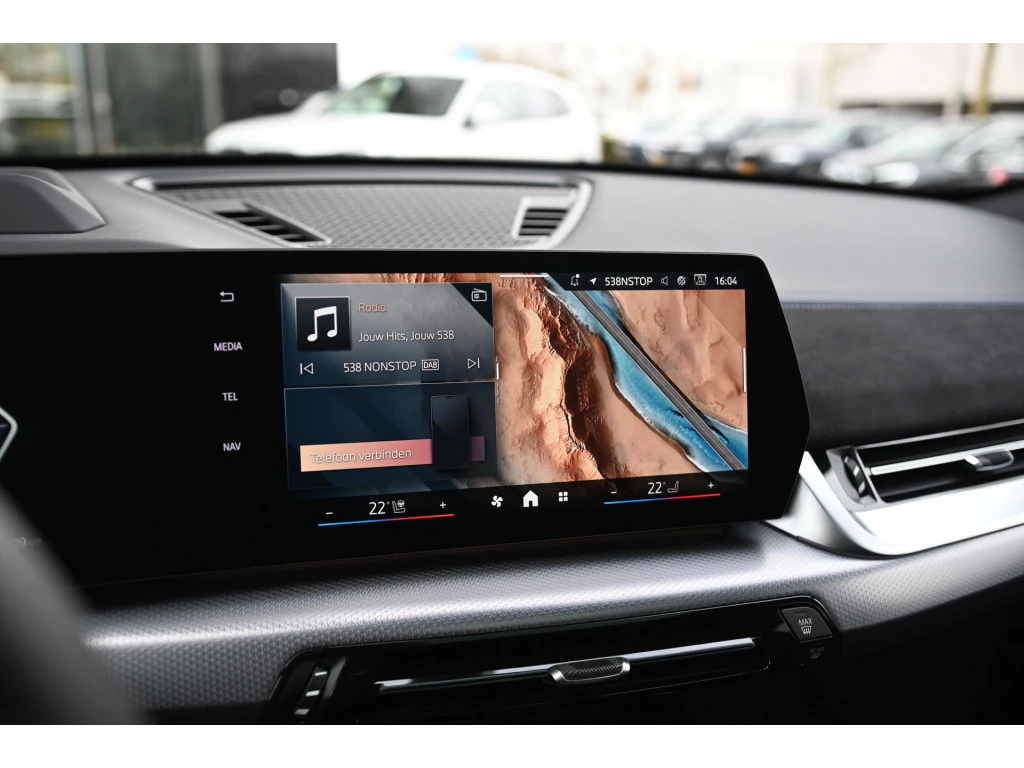 Hoofdafbeelding BMW iX2