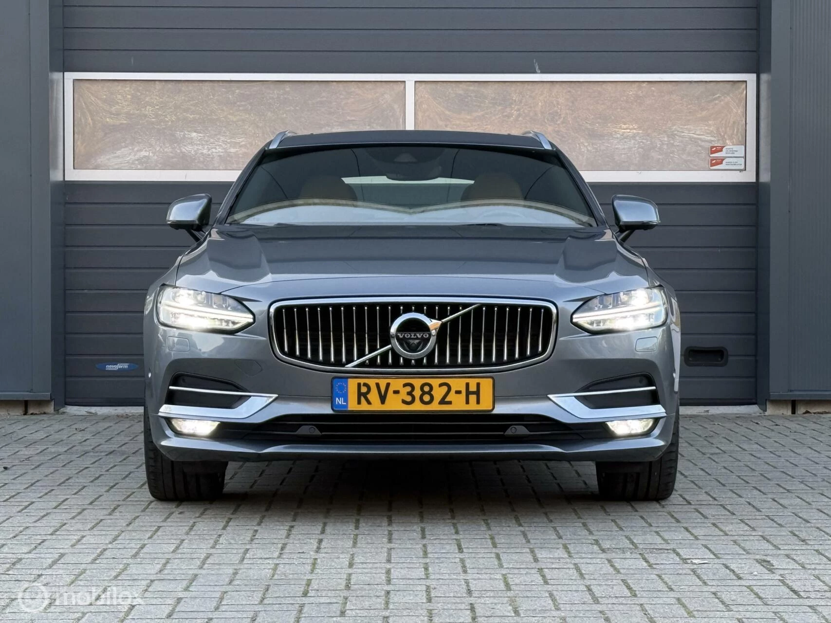 Hoofdafbeelding Volvo V90