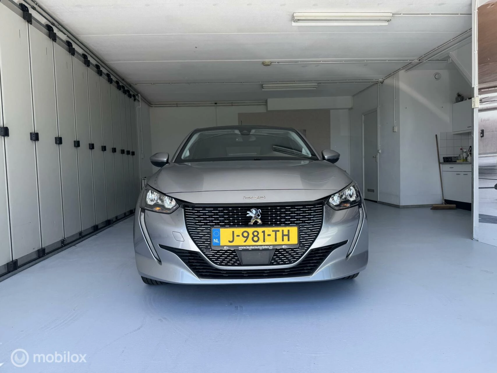 Hoofdafbeelding Peugeot e-208