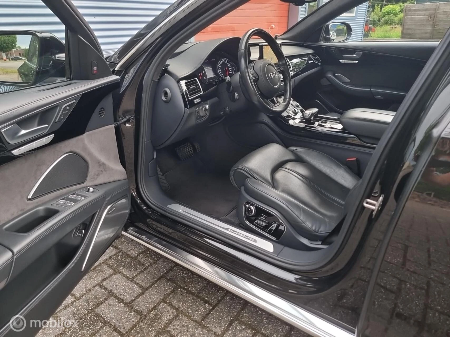 Hoofdafbeelding Audi A8