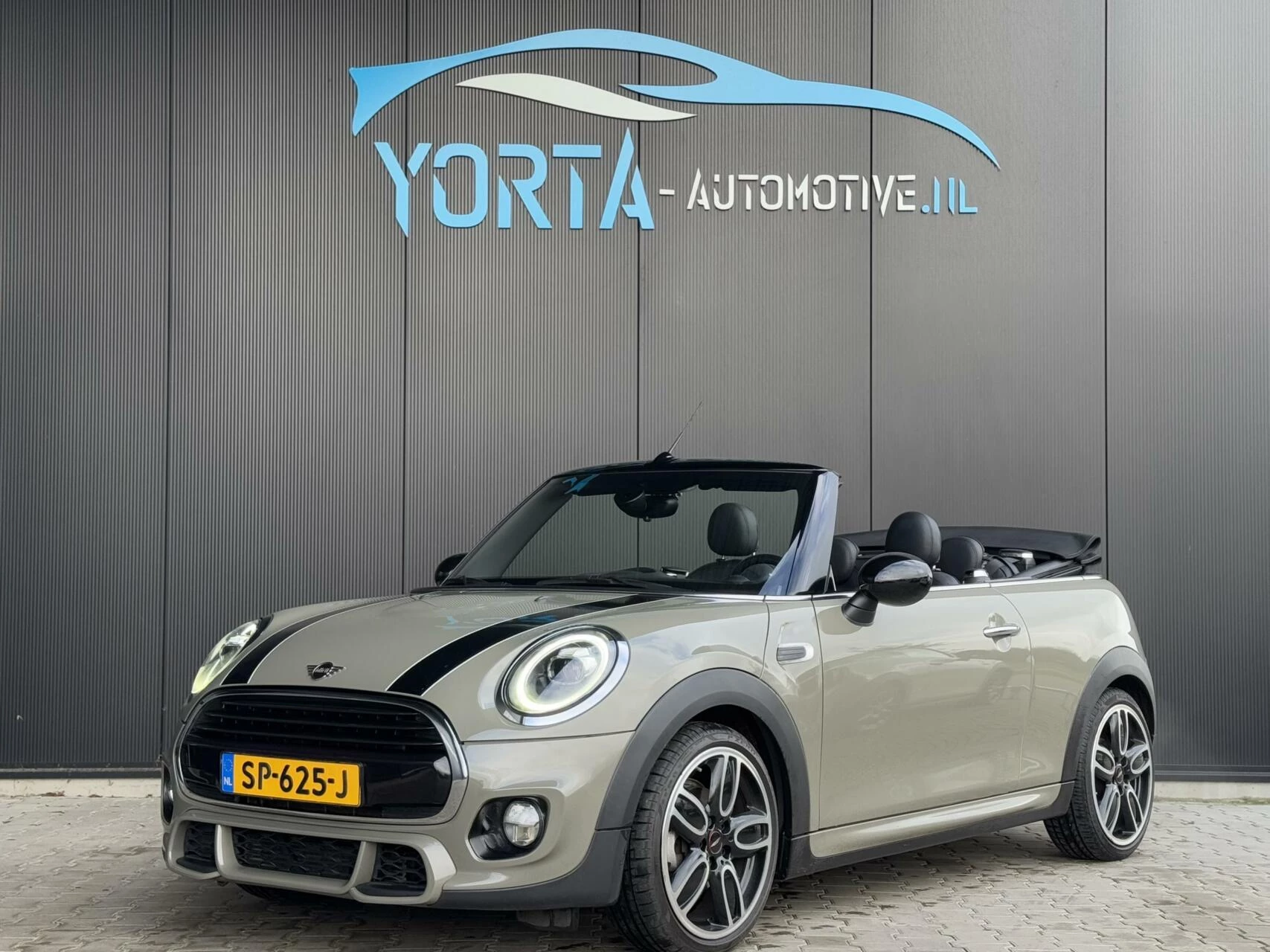 Hoofdafbeelding MINI Cooper Cabrio