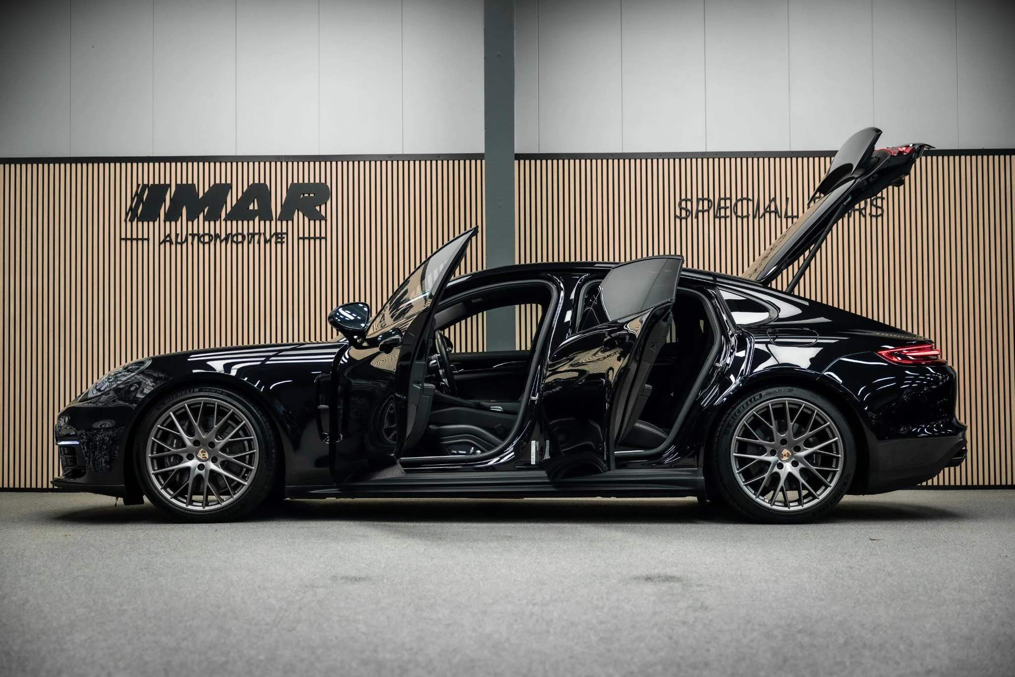 Hoofdafbeelding Porsche Panamera