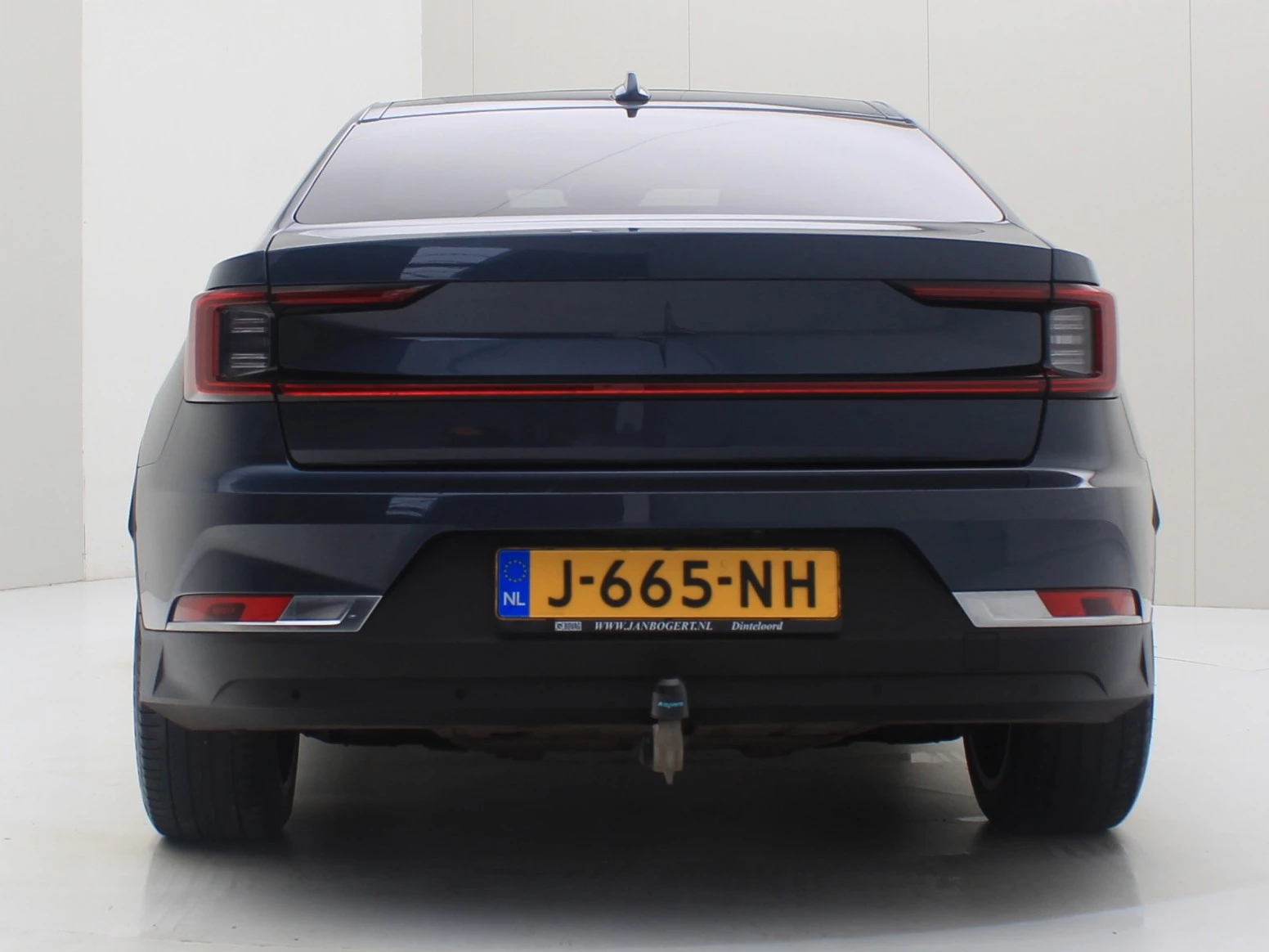 Hoofdafbeelding Polestar 2