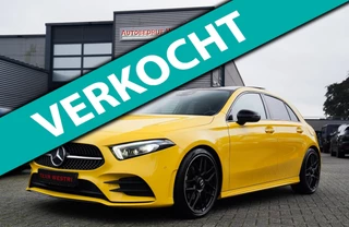 Mercedes-Benz A-klasse 180 Premium Plus | AMG Pakket | Panorama | Leder/alcantara | Elektrisch verstelbare voorstoelen | LED | CAM