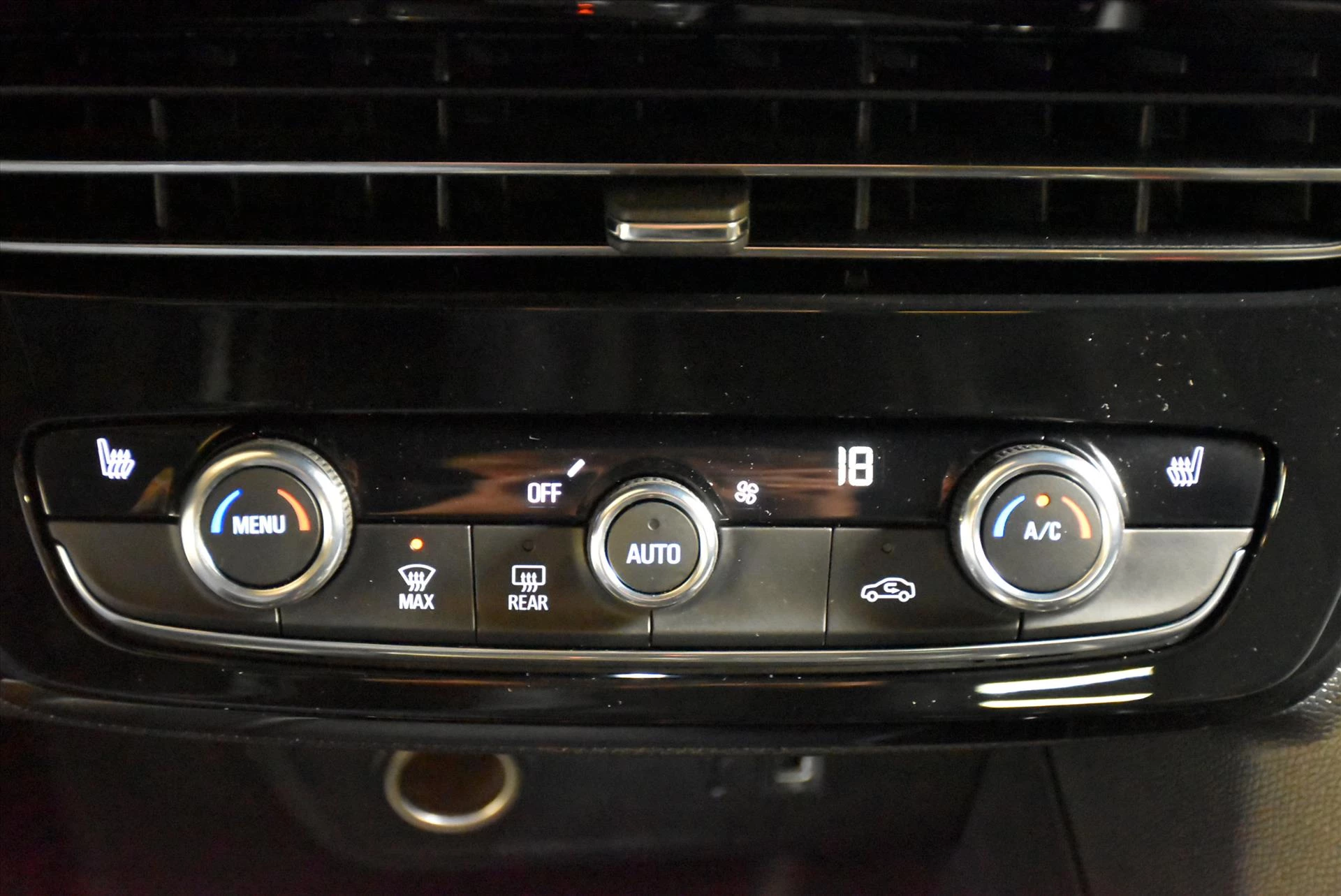 Hoofdafbeelding Opel Mokka-e