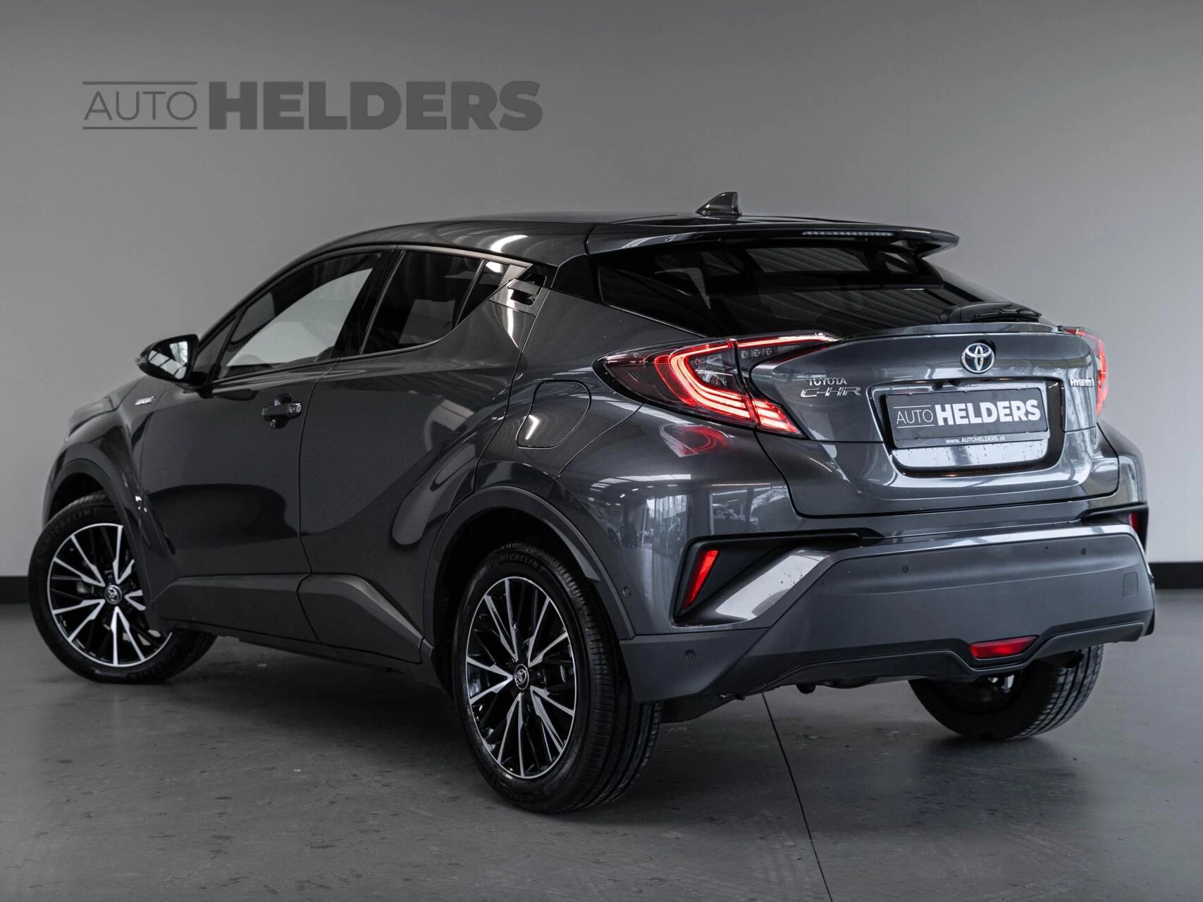 Hoofdafbeelding Toyota C-HR