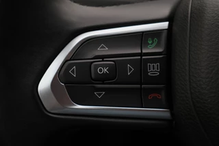 Jeep Compass 4xe 240 Plug-in Hybrid Electric S Leer, Virtual Cockpit, Camera, Stuur-/Stoelverwarming, ACC, Apple Carplay, 19"