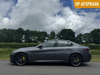 Hoofdafbeelding Alfa Romeo Giulia Alfa Romeo Giulia 2.0T Q4 Veloce, 19 inch, Performance!!