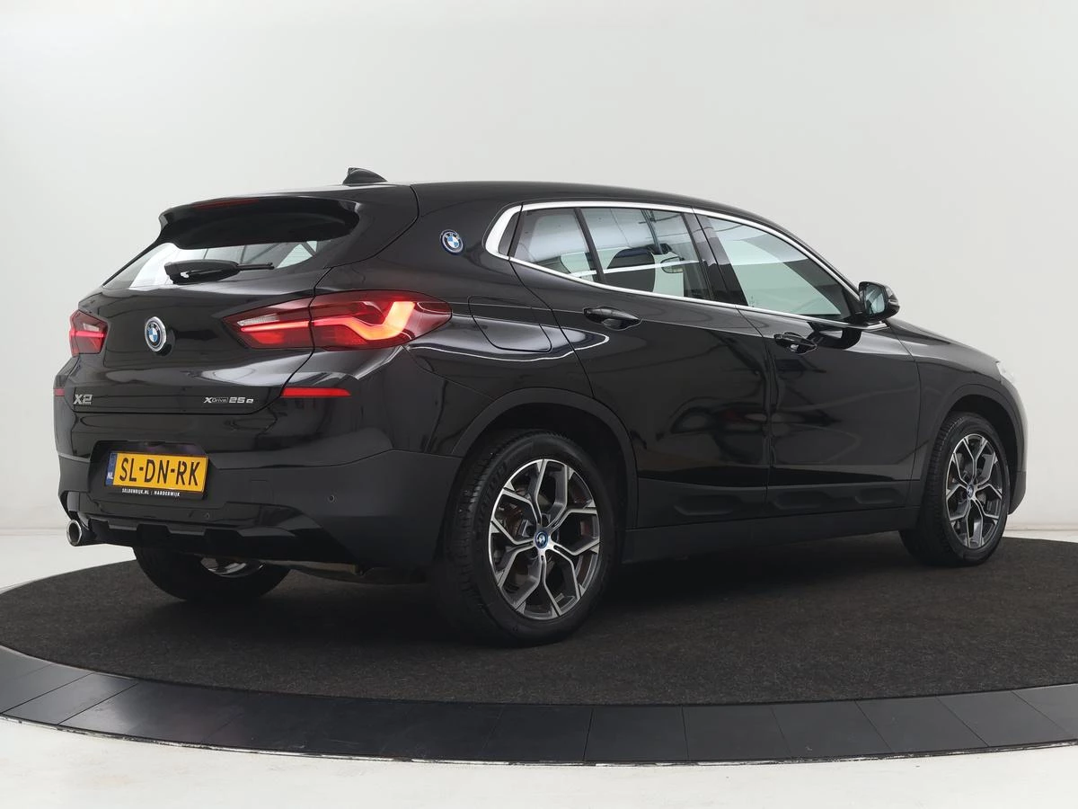 Hoofdafbeelding BMW X2