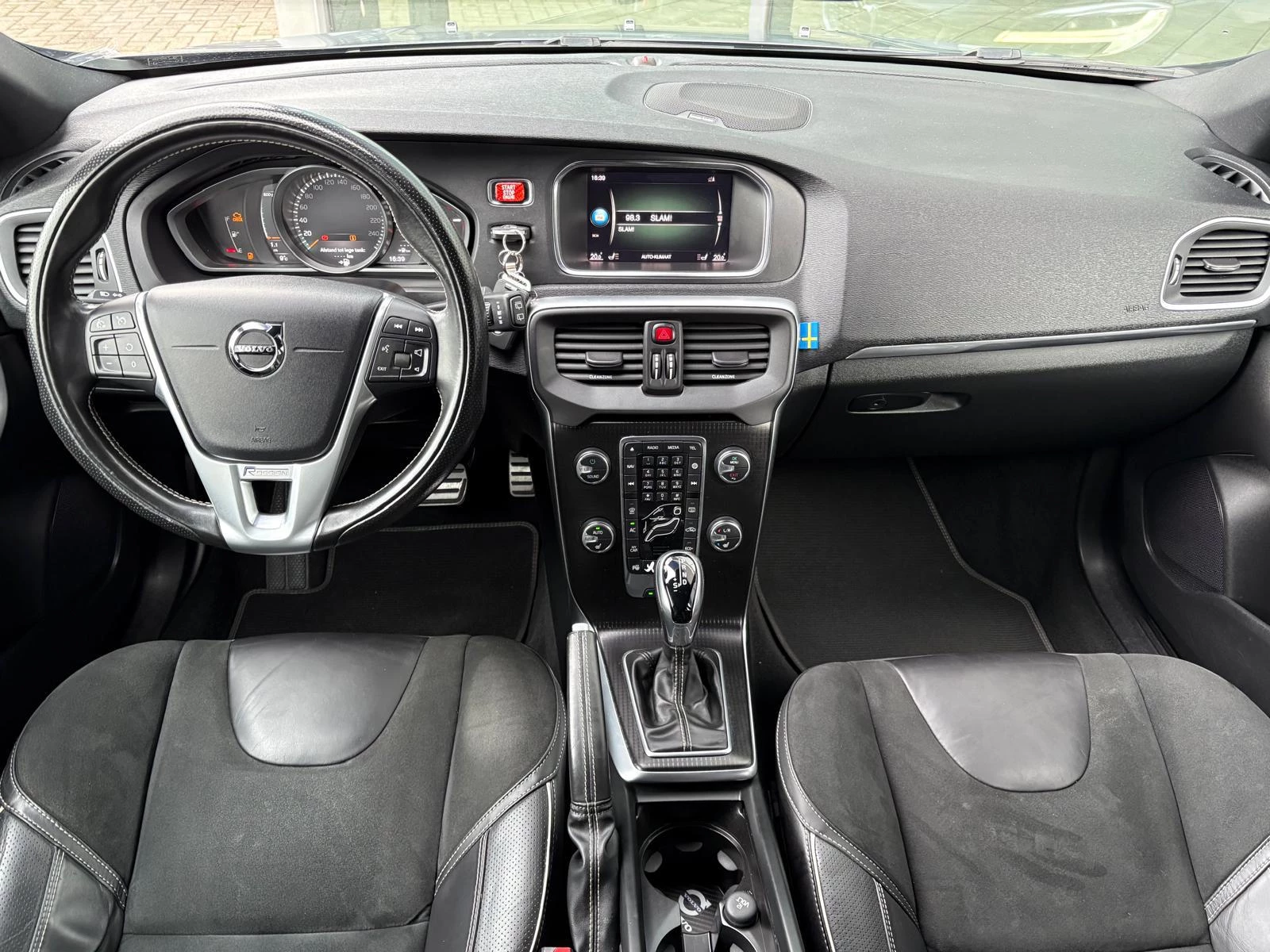 Hoofdafbeelding Volvo V40