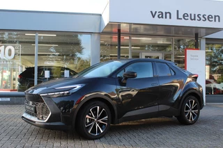 Toyota C-HR 1.8 HYBRID 140 FIRST EDITION FULL-LED KOPLAMPEN 4S BANDEN STOEL-STUUR & RUITENWISSER VERW. DODEHOEK DETECTIE PARKSENSOREN V+A