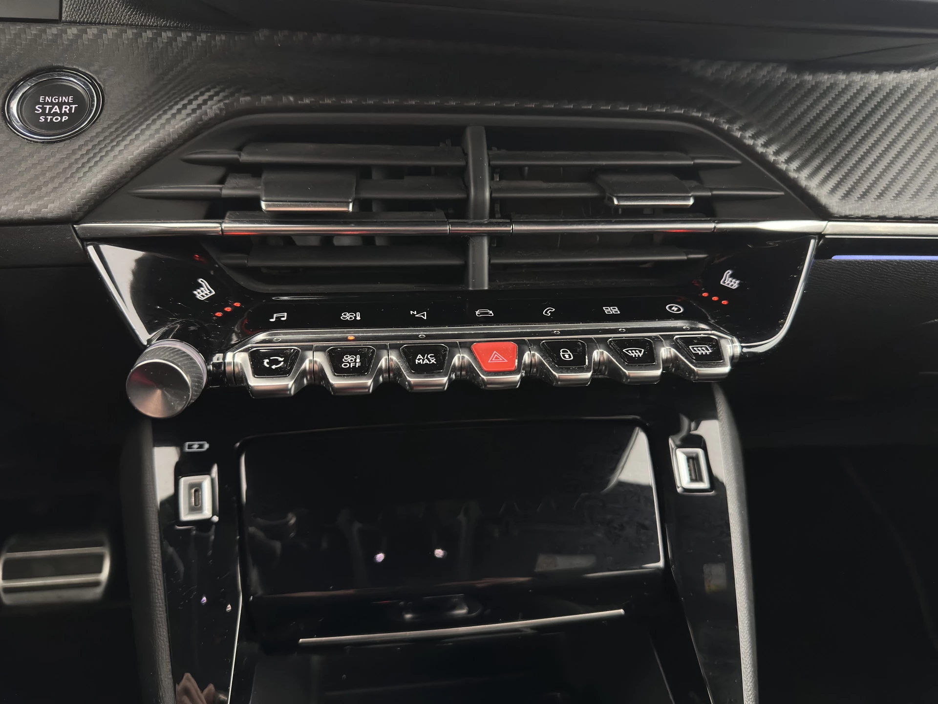 Hoofdafbeelding Peugeot e-208