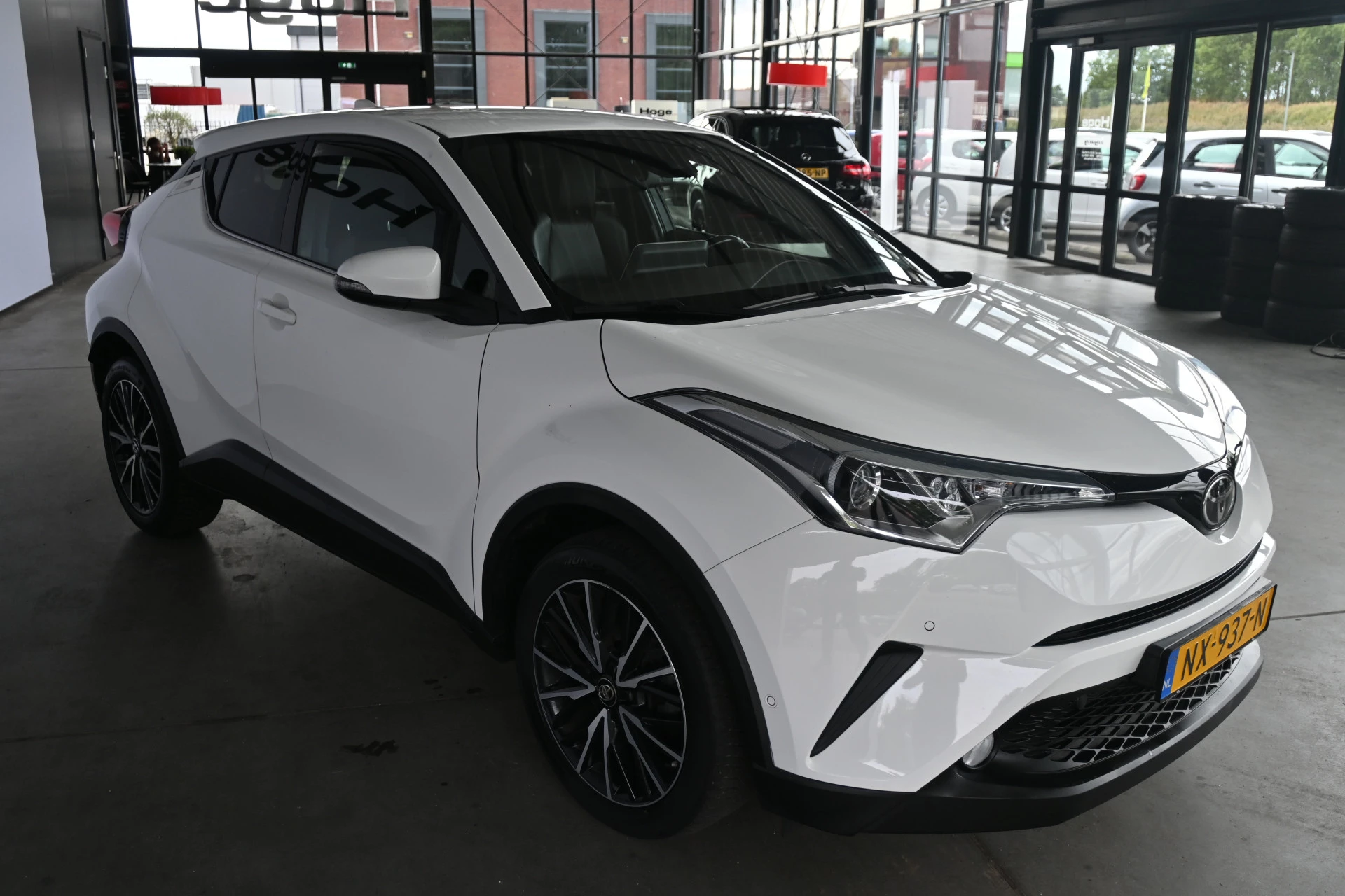 Hoofdafbeelding Toyota C-HR