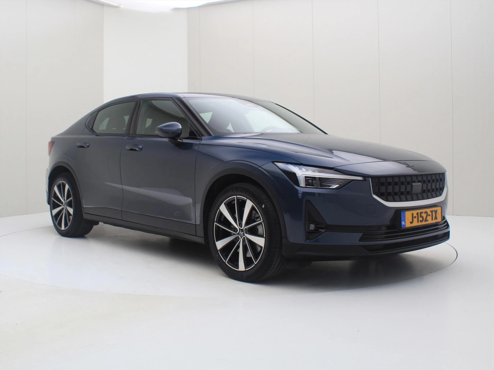 Hoofdafbeelding Polestar 2