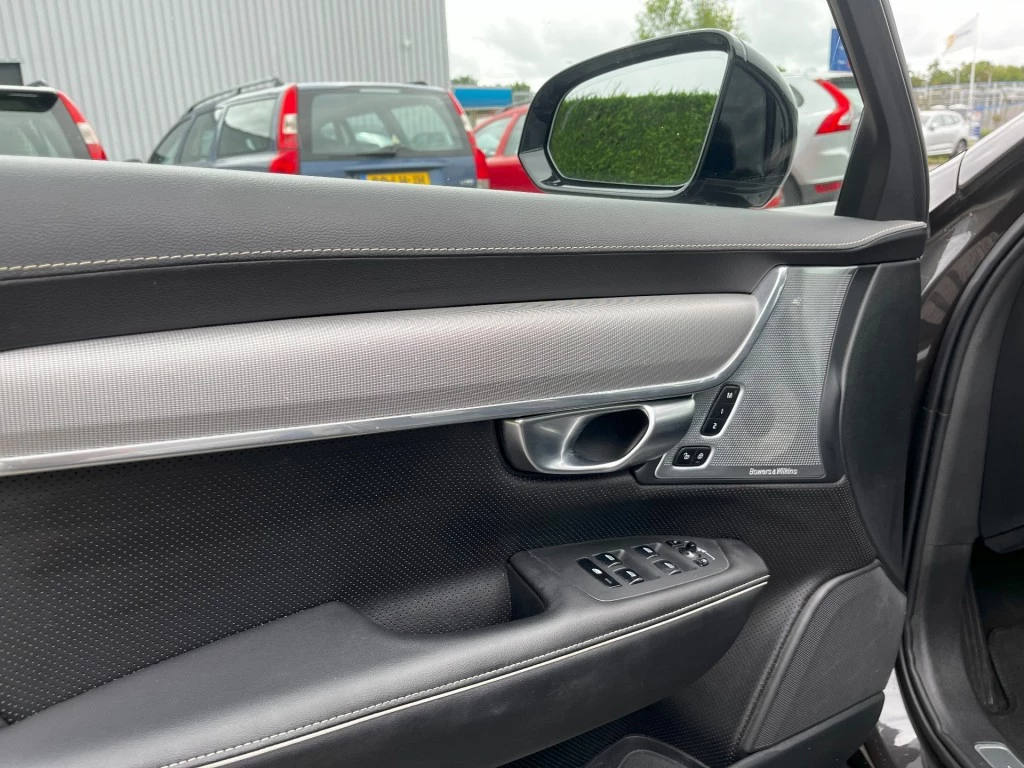 Hoofdafbeelding Volvo V90