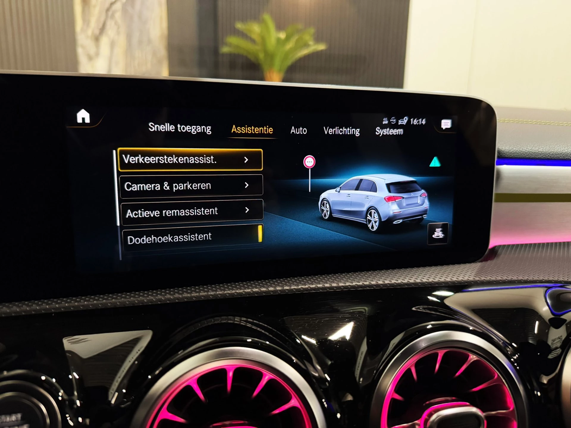 Hoofdafbeelding Mercedes-Benz A-Klasse