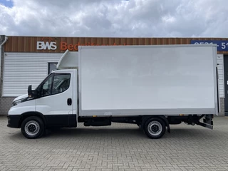 Hoofdafbeelding Iveco Daily Iveco Daily 35S14 2.3 Himatic automaat 140pk / vaste prijs rijklaar € 30.950 ex btw / lease vanaf € 554 / cruise en climate control / 2 x comfort stoel / bakwagen met Zepro laadklep ! / 1110 kg netto laadvermogen / afmetingen lang 410 cm breed 210 cm hoog 200 cm