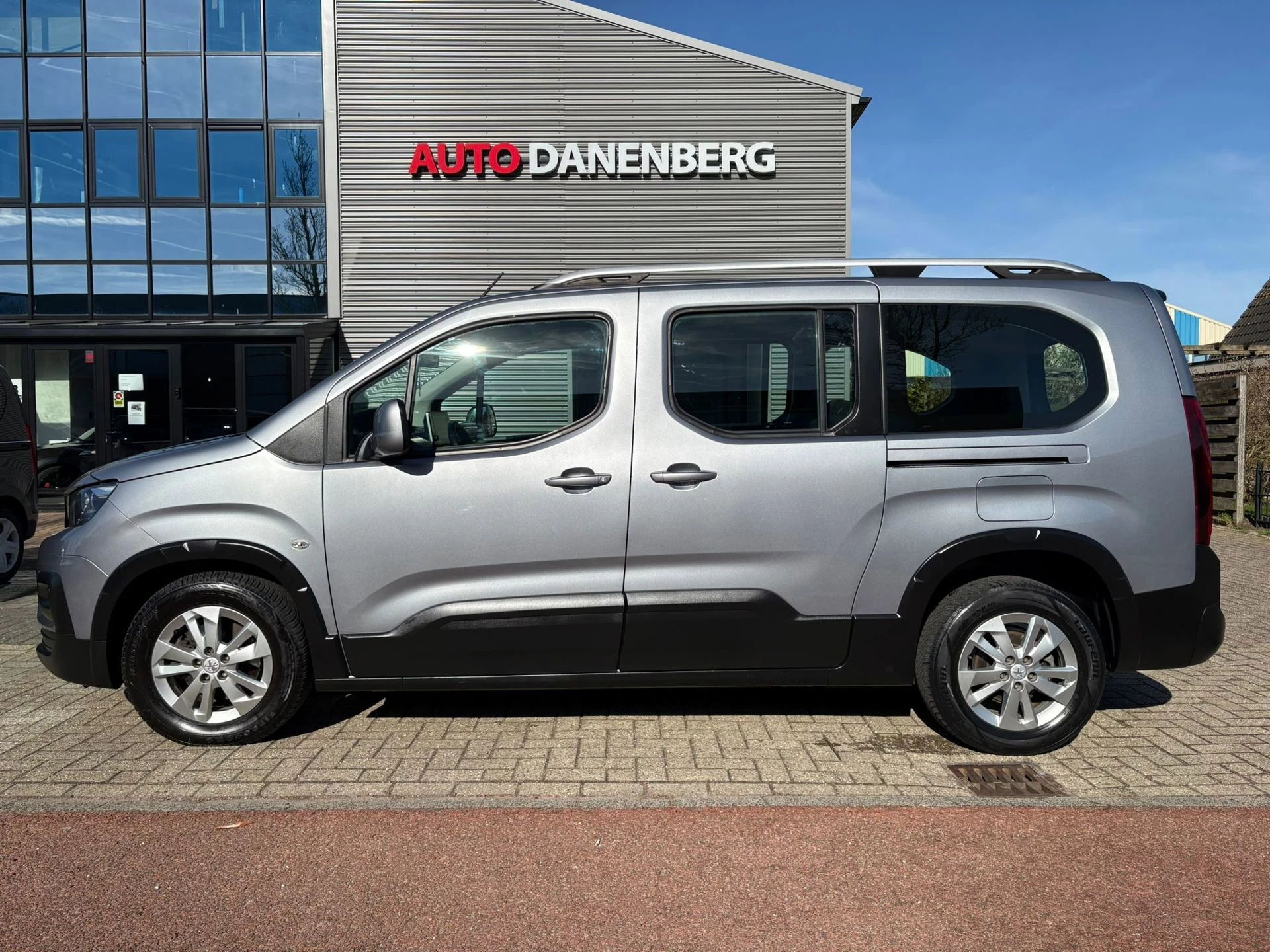 Hoofdafbeelding Peugeot Rifter