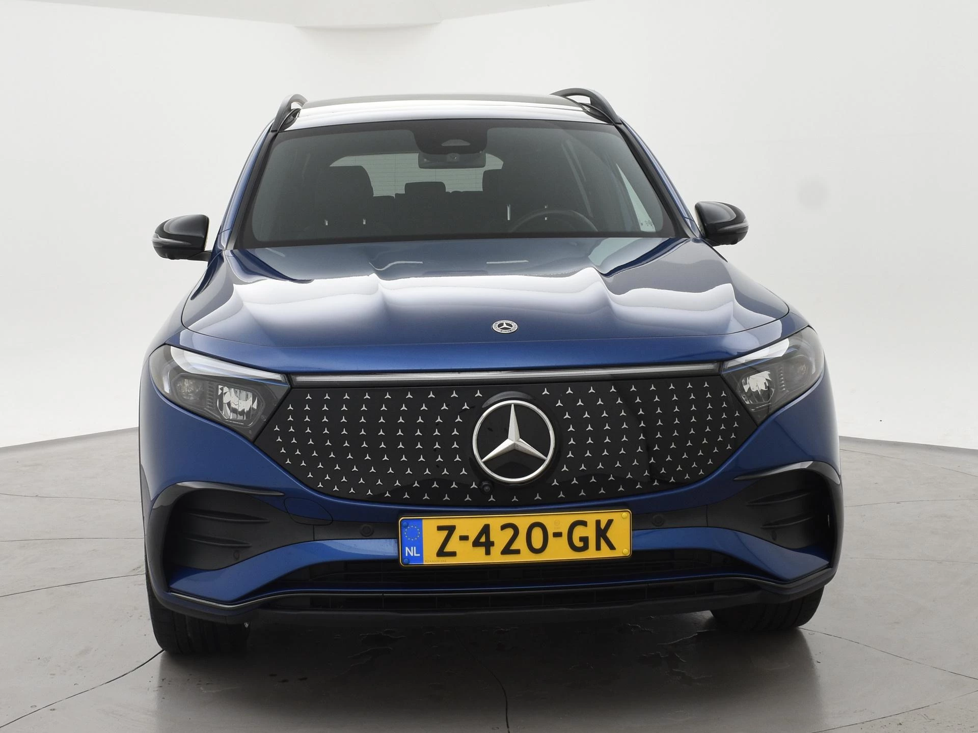 Hoofdafbeelding Mercedes-Benz EQB