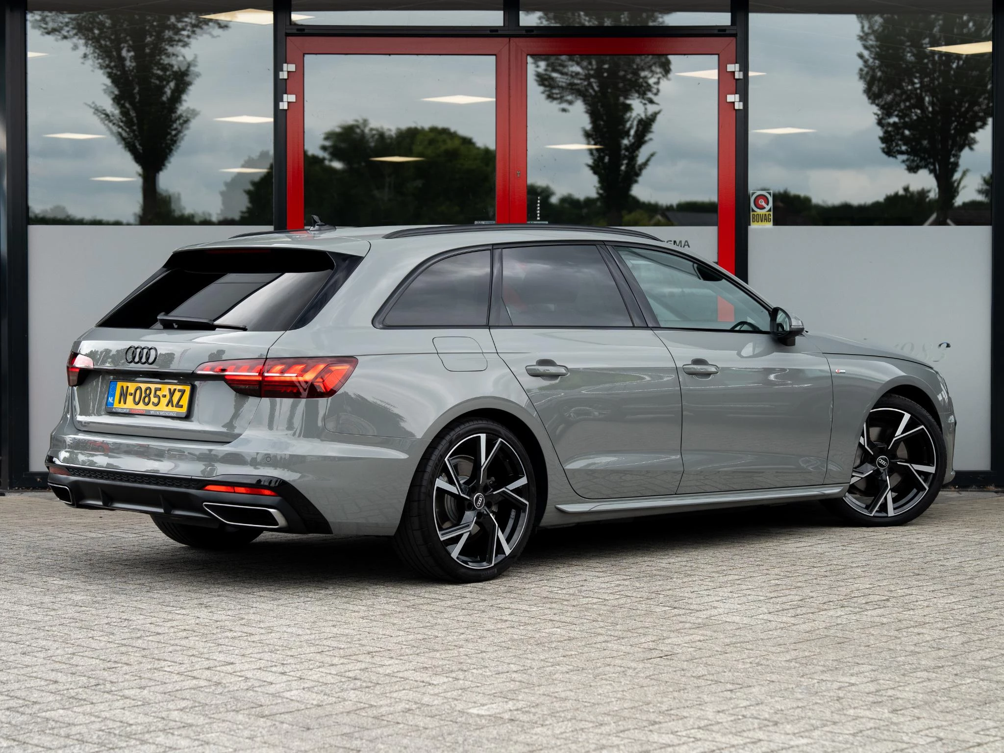 Hoofdafbeelding Audi A4
