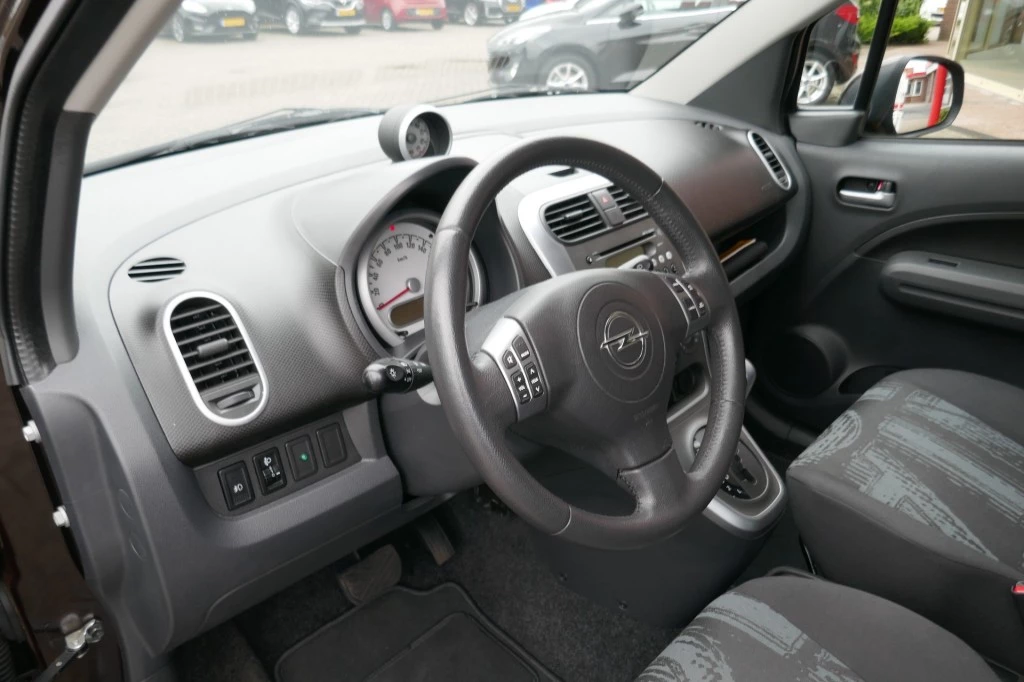 Hoofdafbeelding Opel Agila