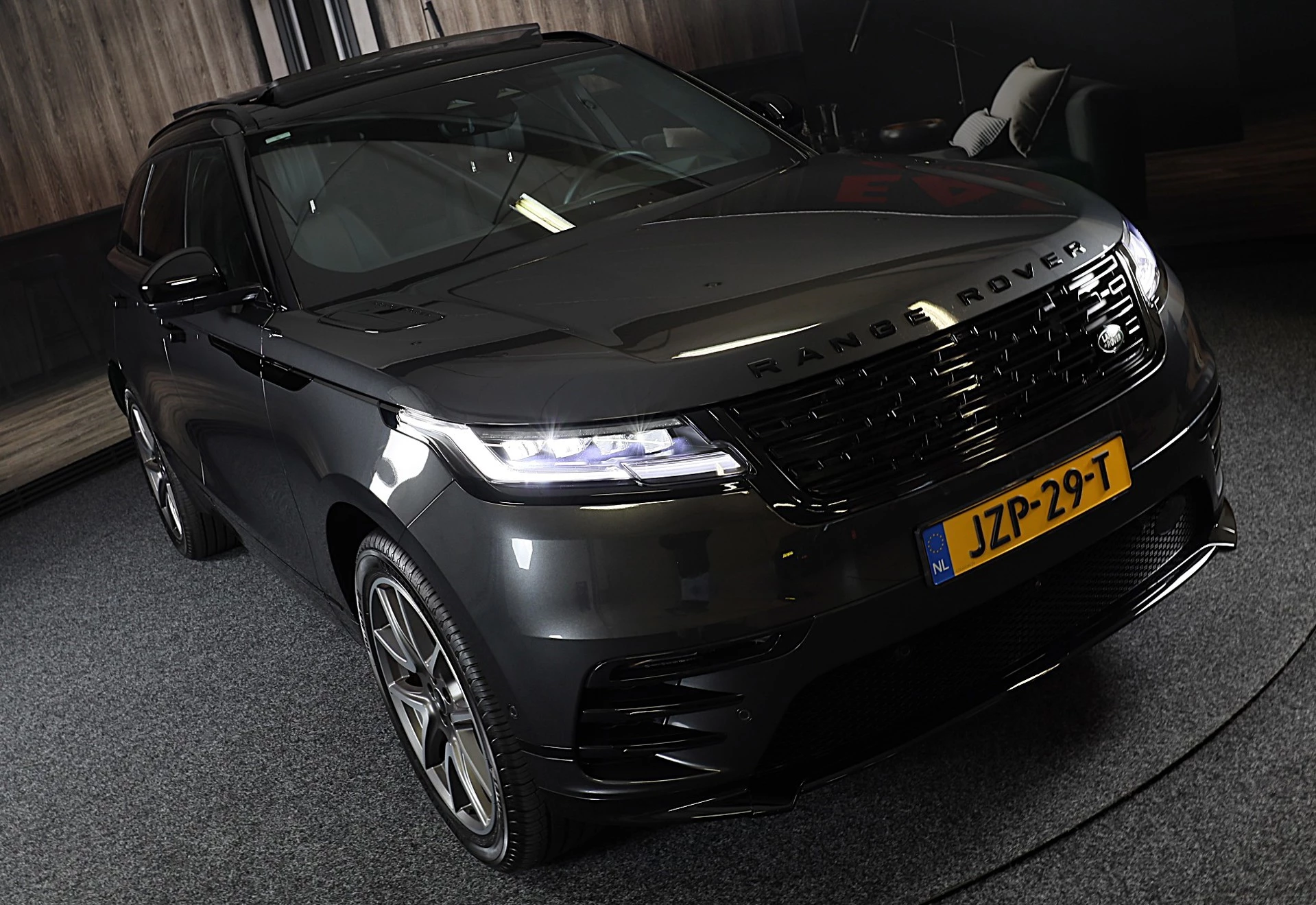 Hoofdafbeelding Land Rover Range Rover Velar