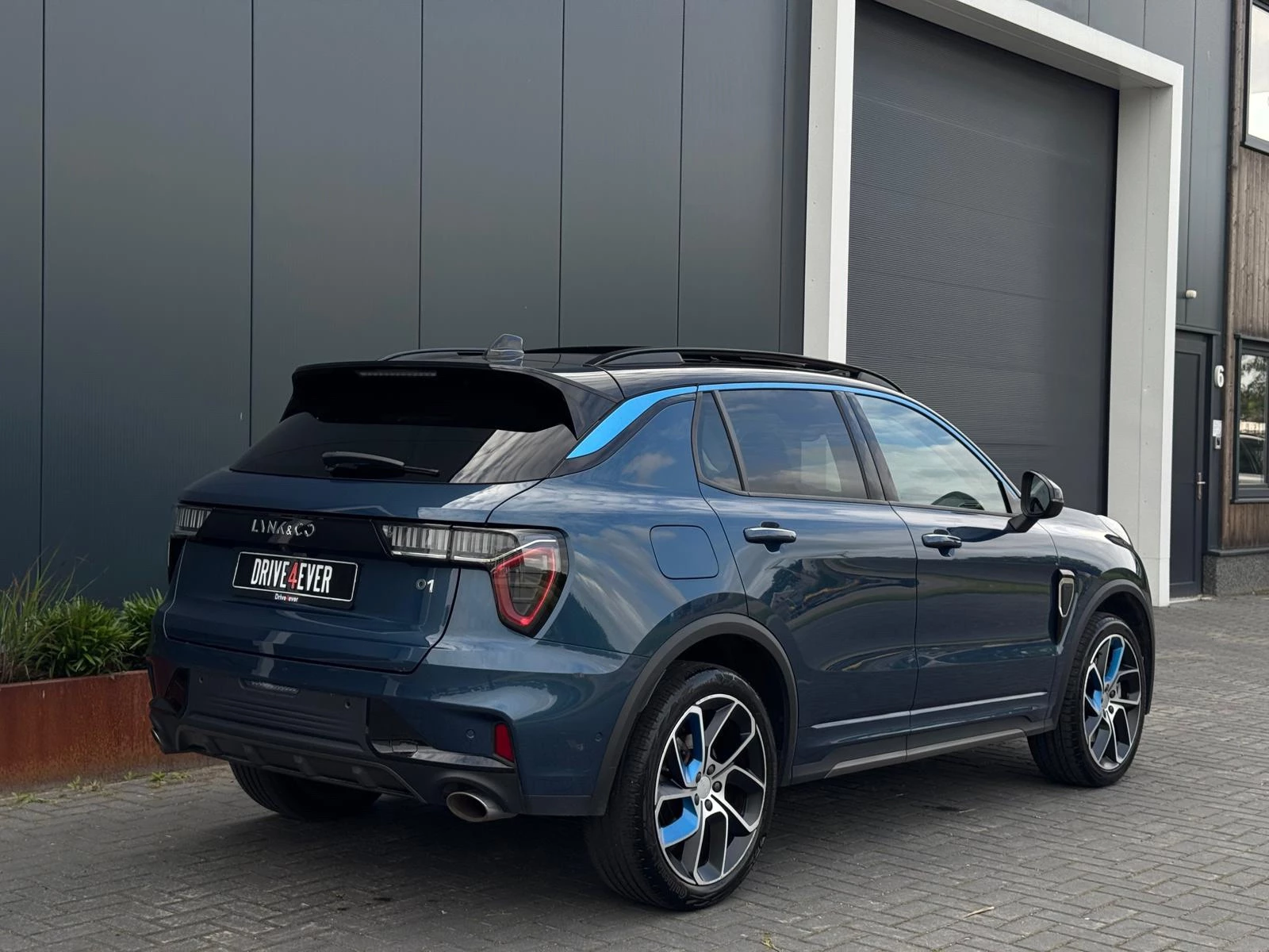 Hoofdafbeelding Lynk & Co 01