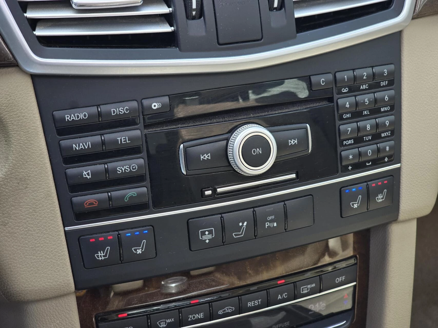 Hoofdafbeelding Mercedes-Benz E-Klasse