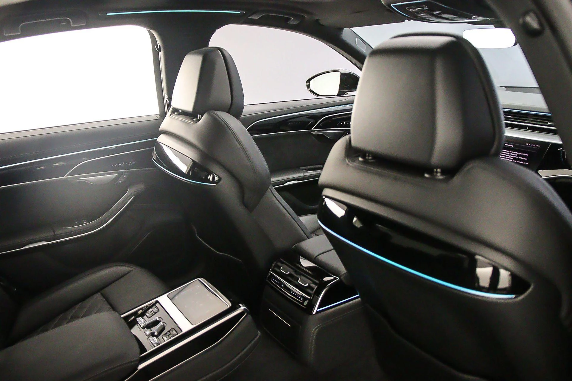 Hoofdafbeelding Audi A8