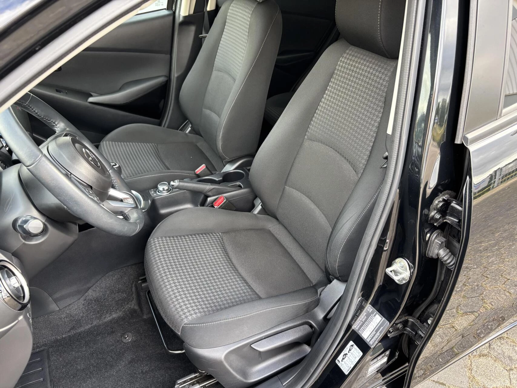 Hoofdafbeelding Mazda 2