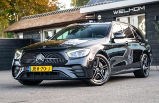 Mercedes-Benz E-klasse Estate 300 e AMG Line Schuifdak I Trekhaak I 360 Camera I Sfeerverlichting I Led I Stoelverwarming I BTW
