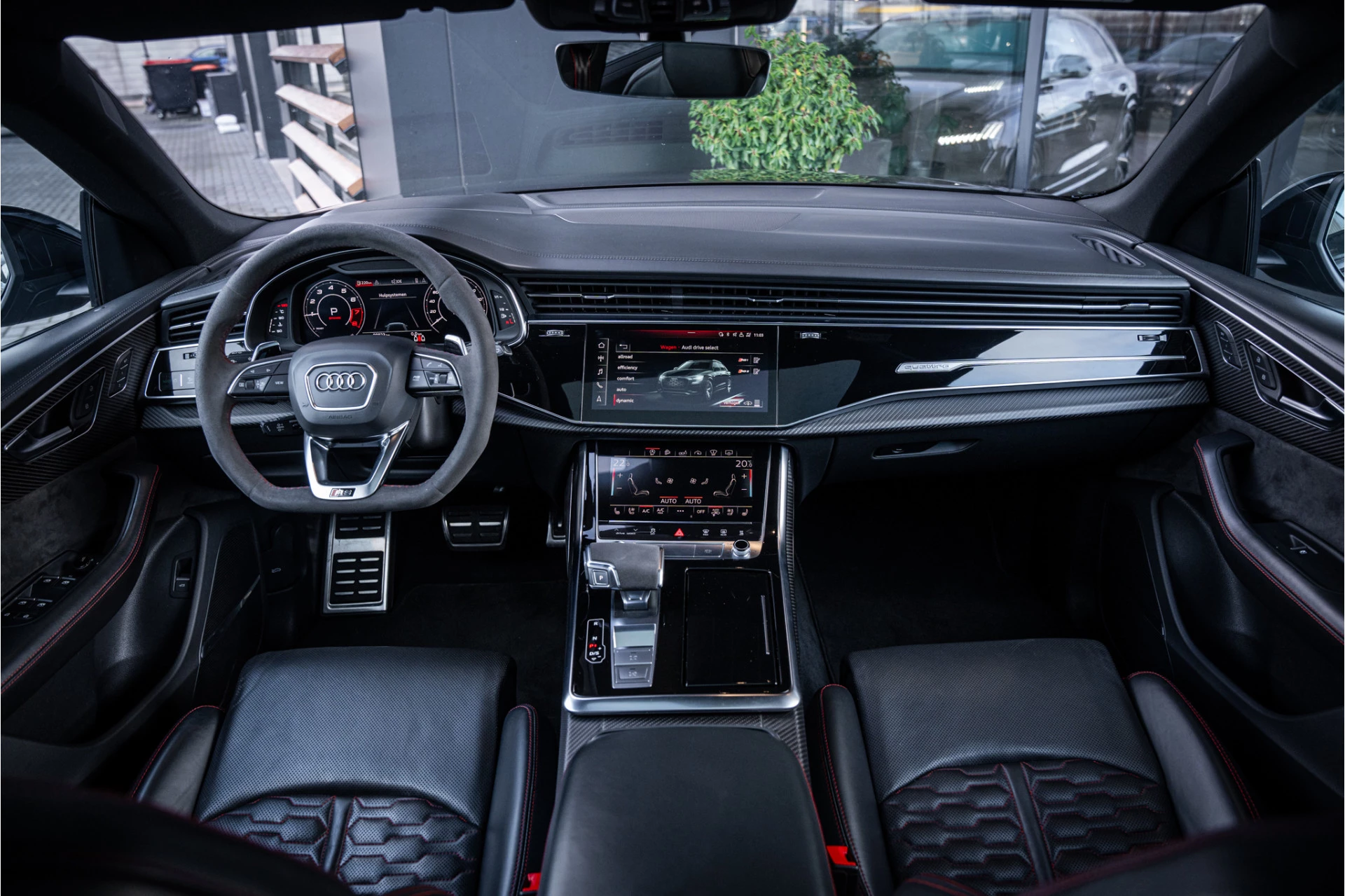 Hoofdafbeelding Audi RSQ8