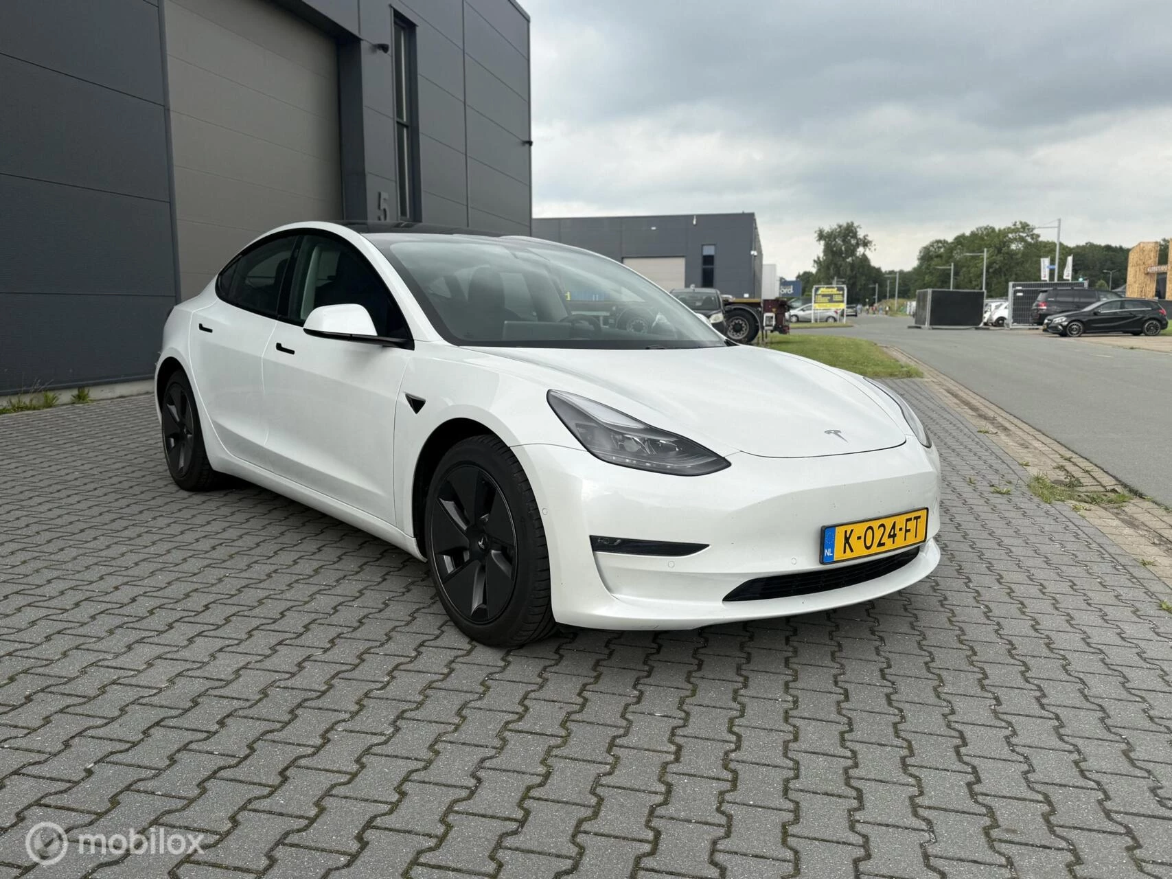 Hoofdafbeelding Tesla Model 3