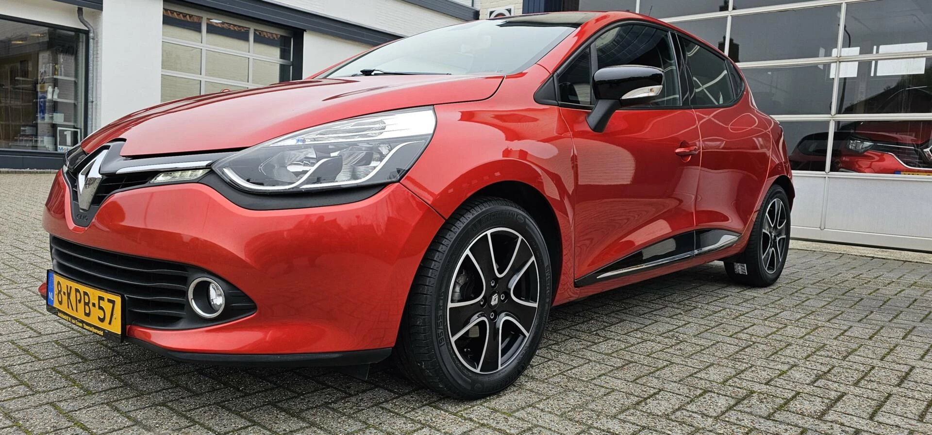 Hoofdafbeelding Renault Clio