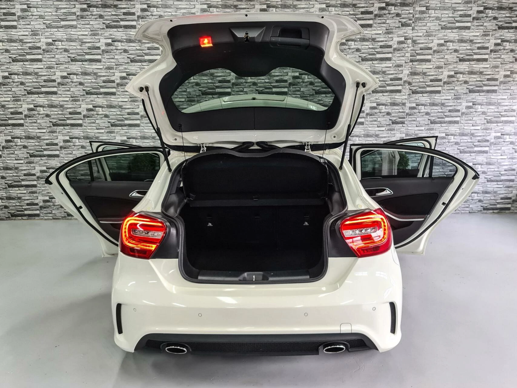 Hoofdafbeelding Mercedes-Benz A-Klasse