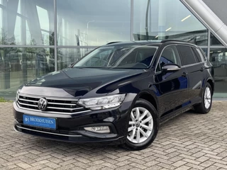 Volkswagen Passat Variant 1.5 TSI Business 150pk Navigatie / Stoelverwarming / Elekt. Trekhaak