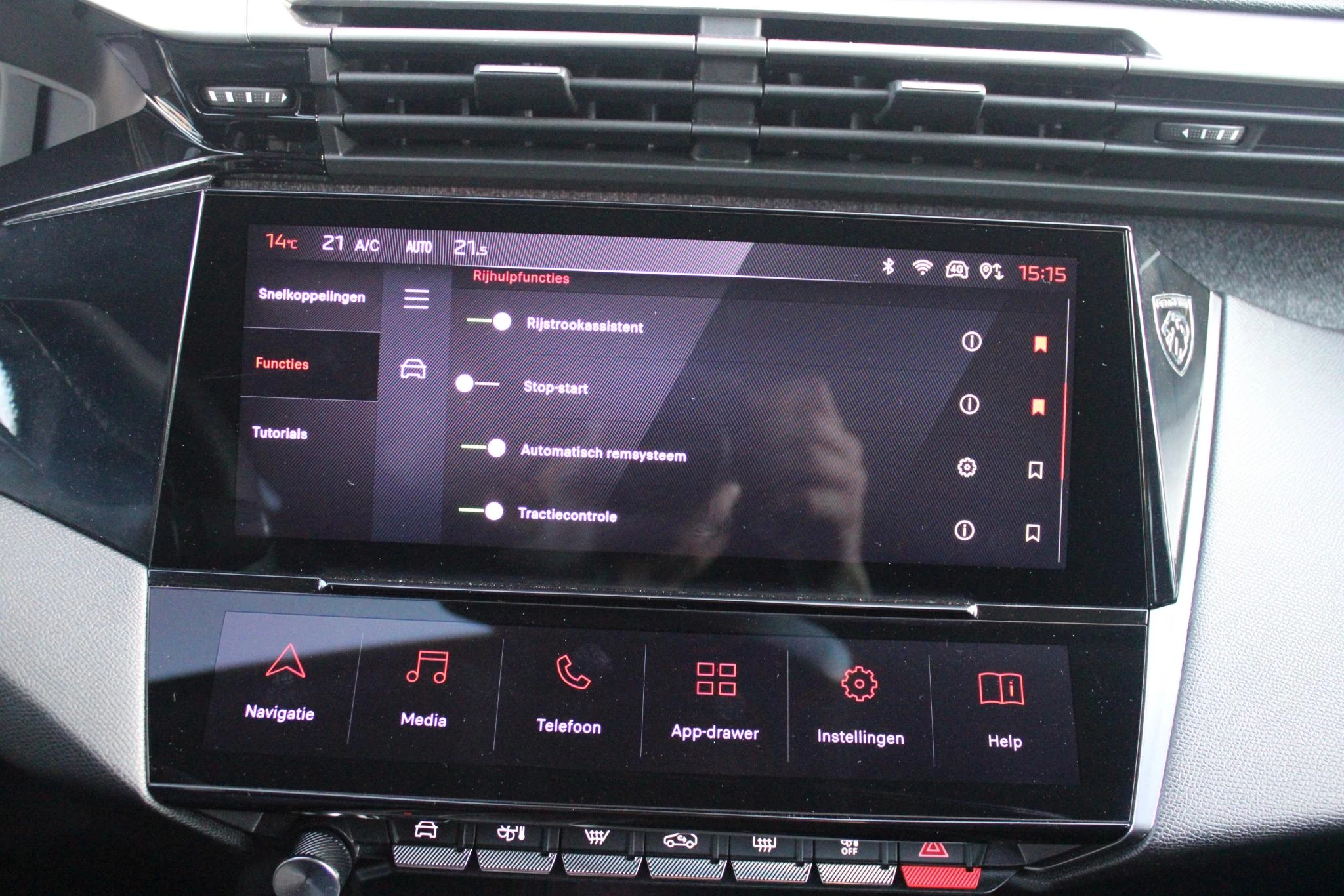 Hoofdafbeelding Peugeot 408