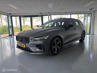 Volvo V60 2.0 T8 Twin Engine AWD R-Design